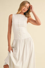 Load image into Gallery viewer, Vale Linen Dress
