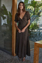 Load image into Gallery viewer, Pretty Woman Dotted Dress
