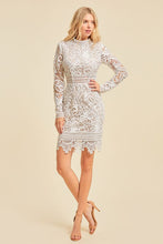 Load image into Gallery viewer, 🔴 Salma Lace Dres
