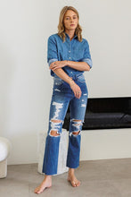 Load image into Gallery viewer, Bethany Distressed  Jeans
