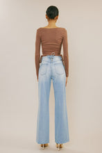 Load image into Gallery viewer, 90&#39;s Flare Jeans
