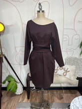Load image into Gallery viewer, SINDY -Lupe Long Sleeve Shift Dress
